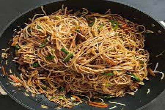 ভেজিটেবল চাউমিন
